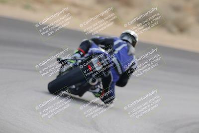 media/Dec-17-2022-SoCal Trackdays (Sat) [[224abd9271]]/Turn 10 Backside (120pm)/